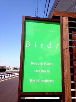 ビューティスペース バーディー(beauty space Birdy)/看板