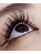 フリルアイビューティ 豊中店(Frill Eye Beauty)/