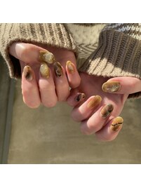秋ネイル ニュアンス うねうね