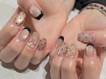 ワールド ビューティ ヴィヴァルト 宝塚店(WORLD BEAUTY VIVALTO)/マグネットネイル