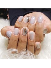 ネイルズビー 国府店(Nail's be)/グレーネイル