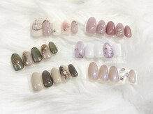 シンプルなオフィスネイルも♪