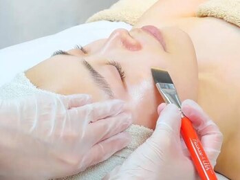 アジュール ネイル アンド ビューティ 武庫之荘店(Azur Nail&beauty)の写真/韓国肌管理で人気のララピール☆内側からふっくらハリのある水光肌に♪肌のお悩みを徹底改善◎
