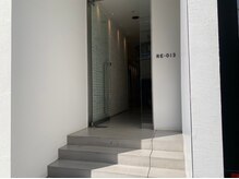 エイチ 淀屋橋店(H)/当サロン　ビル入口