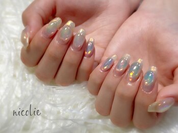 ニコリー(nicolie)/オーロラネイル