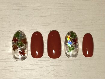スラッシュフレーバー(/flavor)/紅葉ネイル♪