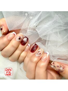 オシイロネイル(Oshiiro Nail)/