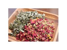 寒い季節のダイエットにハーブローズ蒸しで子宮・腸の深部温め♪