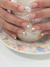 ムーイ 外苑前(mooi.)/nudy heart stone nails