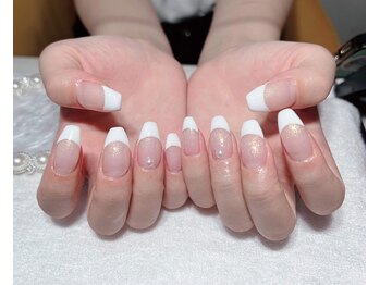 ジョリ チュン(JOLIE TRUONG)/