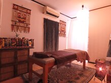 アロマリンパトリートメント ハティ(HATI)の雰囲気（完全個室・完全予約制。バリ風な雰囲気で施術と空間でリラックス）