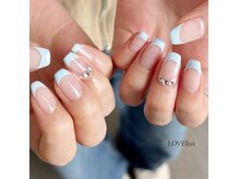 ネイルサロン ラヴリス(LOVEliss)の雰囲気（シンプルフレンチも定番の人気デザインです！ブルーが可愛い♪）