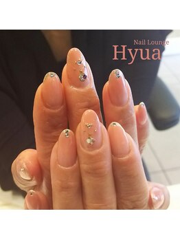ネイルラウンジ ヒュア(Nail Lounge Hyua)/グラデ×ネックレス