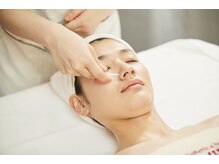 コスメアンドエステティック ルミエ パリ 高知大丸店/毛穴吸引