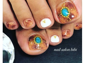 ネイルサロン ビビ(bibi)/秋もターコイズが人気です！