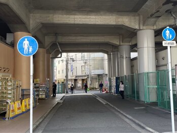 ラピスダズル(LAPIS DAZZLE)/サロンまでの道順 3