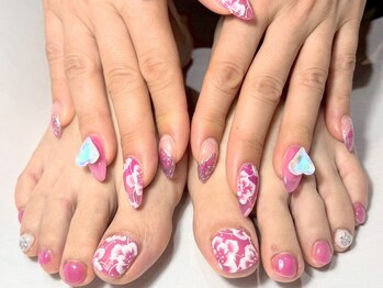 ネイル専門シェアサロンFemme