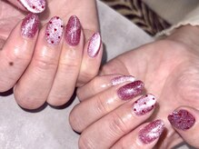 パープルの爪屋