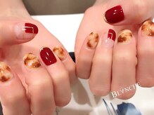 ブランシュ(BLANCHE)/大理石風ネイル