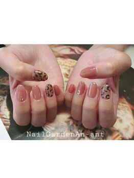 アンアント(An-ant)/シンプルネイル