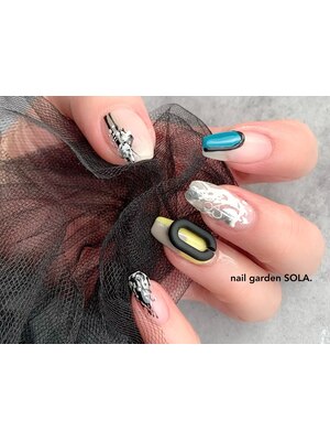 nail garden SOLA.