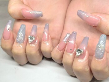 リエル(Riel)/ライトブルーグラデネイル