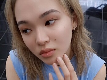 アイロンボーイ(IRONBOY)の写真/毛流れ矯正♪自眉の魅力を最大限に。素顔に自信が持てるナチュラルな仕上がり。メンズアイブロウも◎