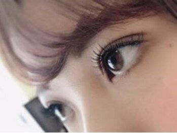 エストネイルアンドエストアイズ 西尾店(est nail&est eyes)の写真/【西尾◆3Dボリュームラッシュ100束♪】シルエットの美しさ重視◎丁寧な施術で思い通りのボリューム感に！