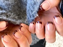 フリープ(freep)/フレンチネイル/こっくりカラー