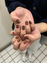 ユージューネイルルーム(UJU nail room)/ブルーホロ×ブラウンネイル