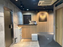 落ち着いた雰囲気の完全個室でリラックス♪ロッカールームも完備