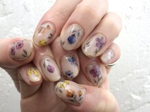ミネルバネイル(MINERVA nail)/手描きフラワーネイル♪