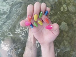 半透明カラーネイル