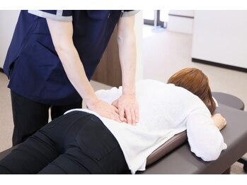 栗東なかむら整体院の写真/慢性腰痛を根本改善したい方必見！動作や起き上がり痛みを改善サポート。気にならない日々増やします★