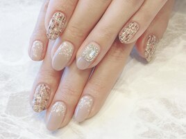 流行りのツィード＋大きめパーツ