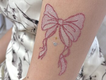 アトレ(Attrait)/ボディジュエリー