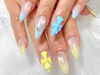 ウルネイル(Uru nail)の写真/【亀裂・短い爪・フォルムに悩む方へ】長さだしで理想のシルエットをお作りします。1本からでも対応可能◎