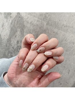 アンダーバーホワイトプラス 南海難波店(_WHITE+)/ぷっくりお花デザイン