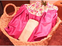 イロカ(Iroka)/（2）専用マントにお着替え