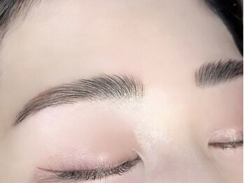 十色 麻布十番店(AZABUJUBAN)/まつげパーマ/マツエク/美眉毛