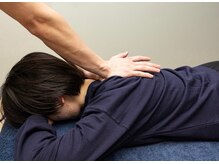 アサバ整体院 柏の葉店(ASABA整体院)/【背中のこわばり】解消する整体