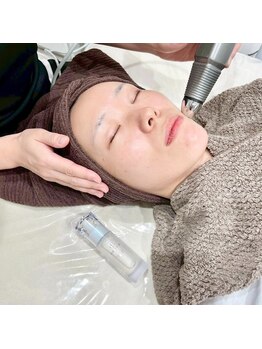 ブレリアントサロン 池袋店(brillant salon)の写真/【新登場☆次世代型スキンケア】"SAIBOUセラム導入"フェイシャル◎たるみ改善/小顔ケアしたい方にオススメ