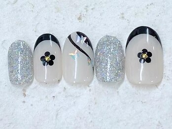 ネイルビート(NAIL BEAT)/フレンチ フラワー