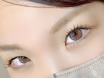 パシャ(Pacha)の写真/《最強のモチ★LEDエクステ》従来よりも圧倒的に持続力UP！水・汗にも強く、グルーによるトラブルも改善♪