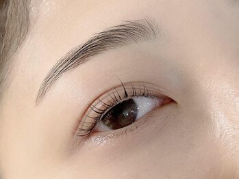 アイリズム(eye.Rizm)の写真/完全個室サロン♪【次世代まつ毛パーマ《ケラチンラッシュ》×アイブロウwaxと眉カラー】で魅力的な目元に!