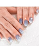 ラウ(Lau)/カラーグラデーションネイル