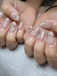 綺麗めリボンネイル