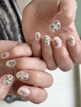 手描きアートが得意なサロン