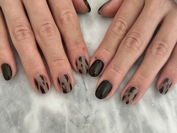 フィルインでアニマルネイル