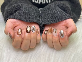 ロエン 北岡崎(ROEN)/バレンタインネイル